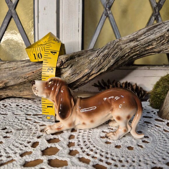 Vintage Basset Hound Porcelain Dog Figurine - Picture 12 of 13